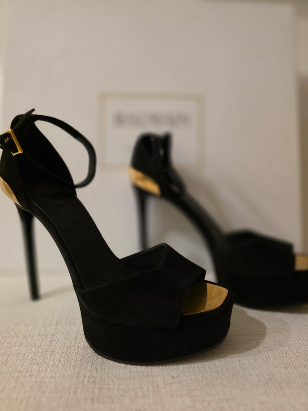 Balmain sandal Pippa -Suede Leather in black